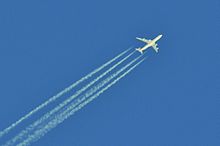 Contrail, jet, aircraft, gap, ice crystal, water vapour, condensation, temperature, altitude, homogenitus, combustion, friction, white stream, condensation trail