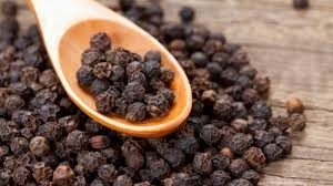 Pepper, spice, black, peppercorn, plant, influential, herb, medicinal, healing, cuisine, precious, asset, currency, plant, oblong, 